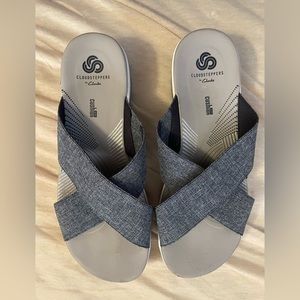 Clarks cloudstepper denim sandal slip on size 8